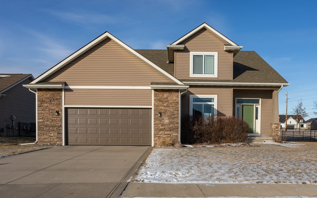 804 NW Reinhart Drive