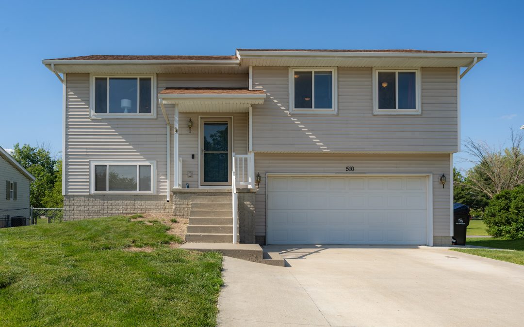 510 SE Aster Court